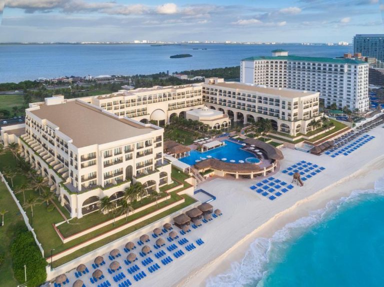 Marriott Cancun Resort Hotel